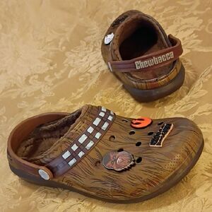 Crocs X Chewbacca Star Wars with Pins Size Junior 6.0 Women's 6.0